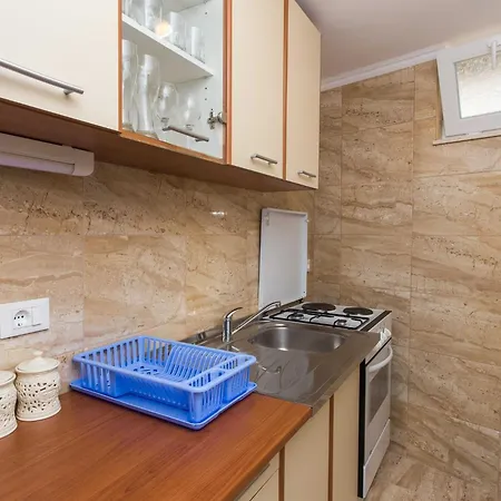 Apartmán Djurkovic - One-bedroom With Shared Terrace And Sea View Mlini