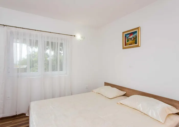 Djurkovic - One-bedroom With Shared Terrace And Sea View 公寓