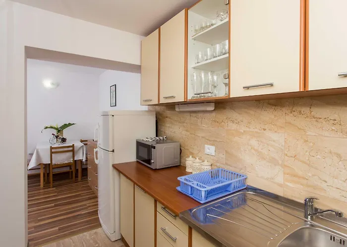 公寓 Djurkovic - One-bedroom With Shared Terrace And Sea View 米利尼